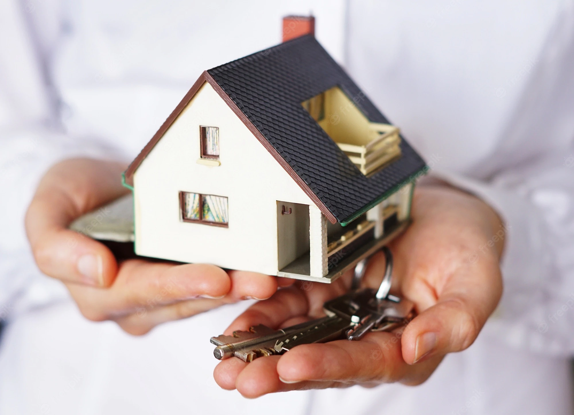 Selling or Refinancing? Find Out Your Home’s Worth with ‘Value My House’ Tools